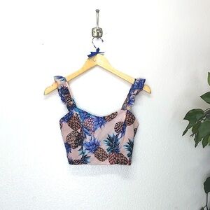 Foreign Exchange Cropped Pineapple Top